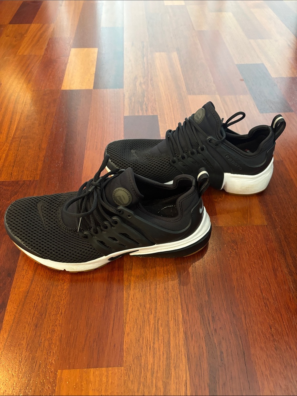 Women’s Nike Air Presto Black Athletic Sneakers with White Sole